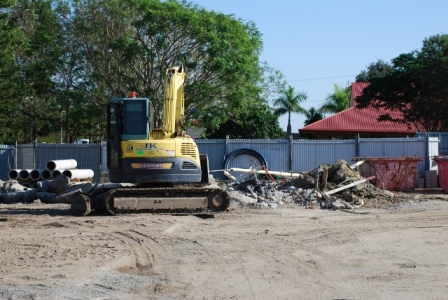 Photos of the school construction, Surfers Paradise